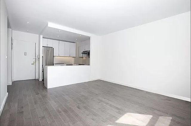 400 E  14th St #4C, New York, NY 10009