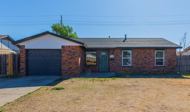 2915 Hodges St, Amarillo, TX 79103