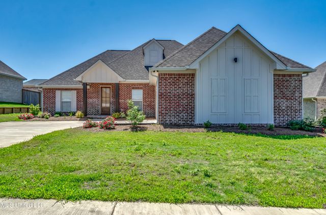 707 Summerfield Dr, Canton, MS 39046