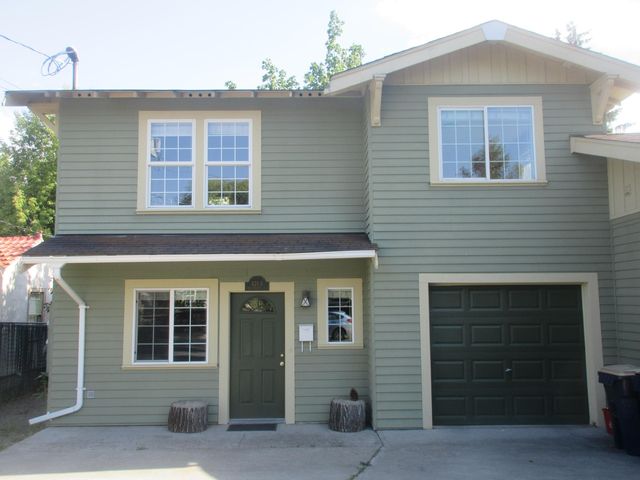 428 NW Sisemore St #2, Bend, OR 97703