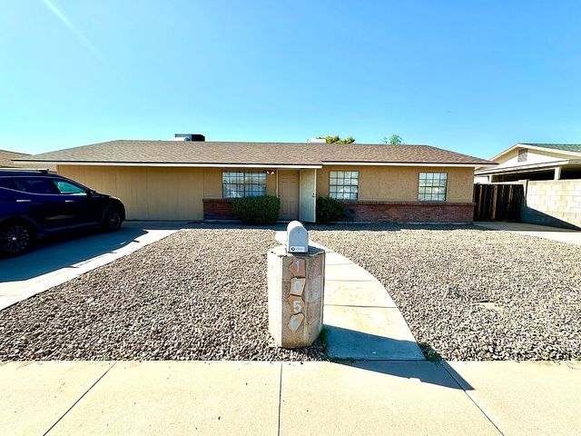 1056 W  Hackamore St, Mesa, AZ 85201