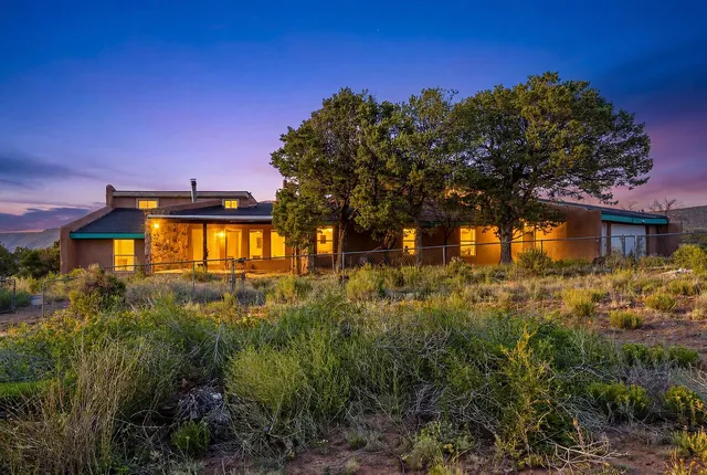 64 Lobo Creek Rd, Grants, NM 87020