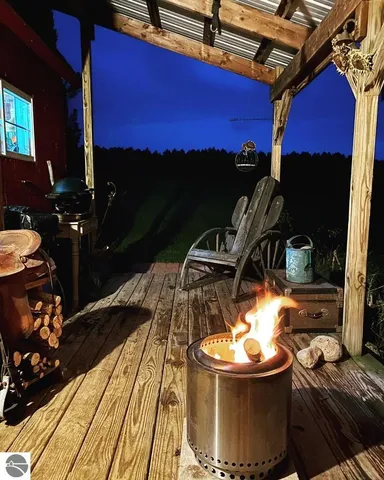 4340 S  7 1/2 Rd, Harrietta, MI 49638