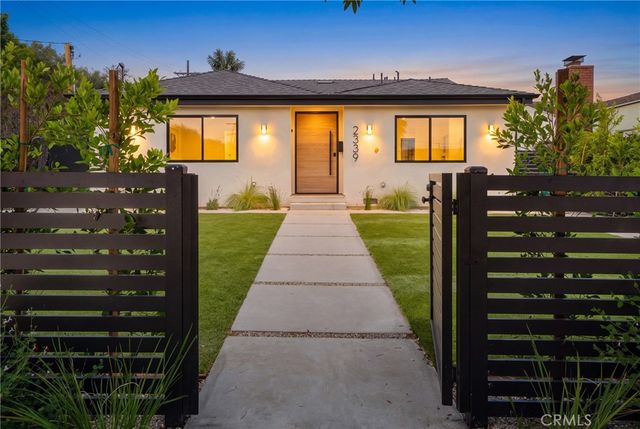 2339 23rd St, Santa Monica, CA 90405