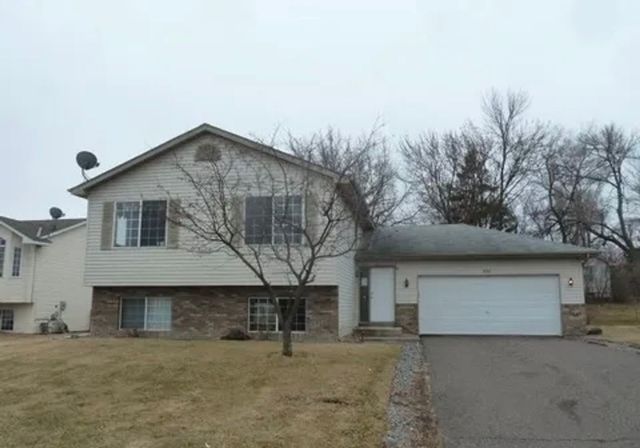 606 Buffalo Hills St, Buffalo, MN 55313