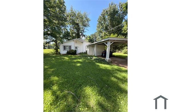 602 Ledyard Dr, Florissant, MO 63031