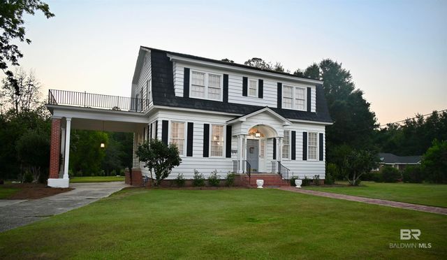 1005 Belleville Ave, Brewton, AL 36426