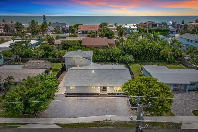 921 S  Orlando Ave, Cocoa Beach, FL 32931