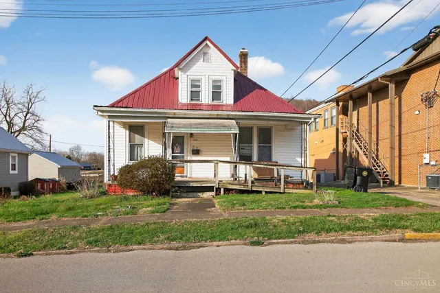 447 Bloom St, Sciotoville, OH 45662