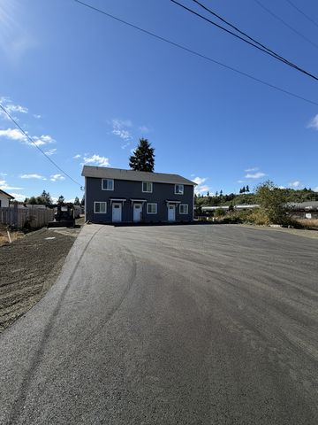 604 Oakhurst Dr #2, Elma, WA 98541