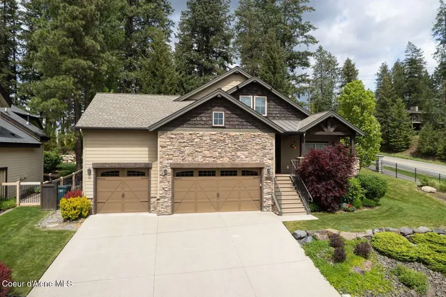 1573 E  Chanticleer Ct, Hayden Lake, ID 83835