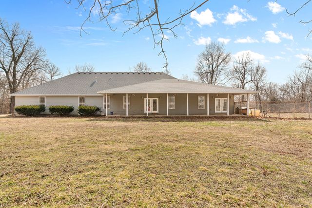 3542 W Farm Rd 60, Willard, MO 65781