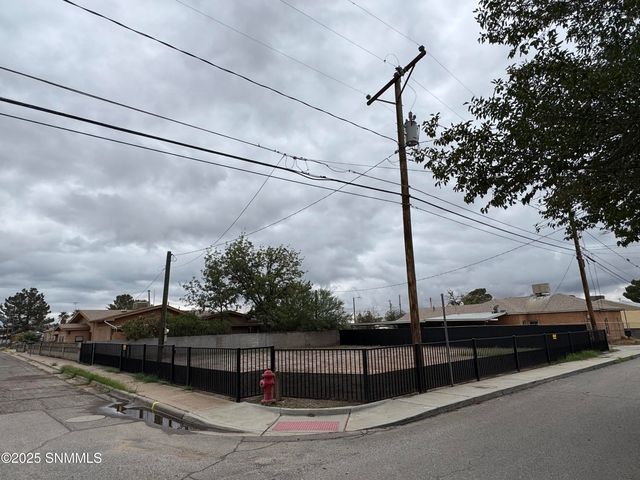 640 E  Picacho Ave, Las Cruces, NM 88001
