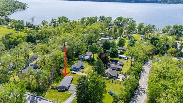 6335 Glenn Ave, Middlesex, NY 14507
