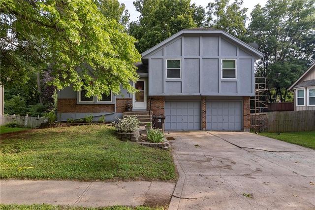 18213 E  24th Ter S, Independence, MO 64057