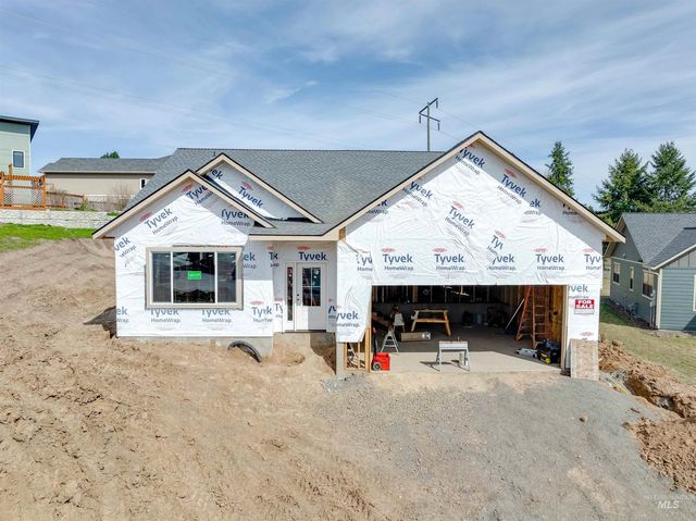 1309 Ridgeview Dr, Moscow, ID 83843