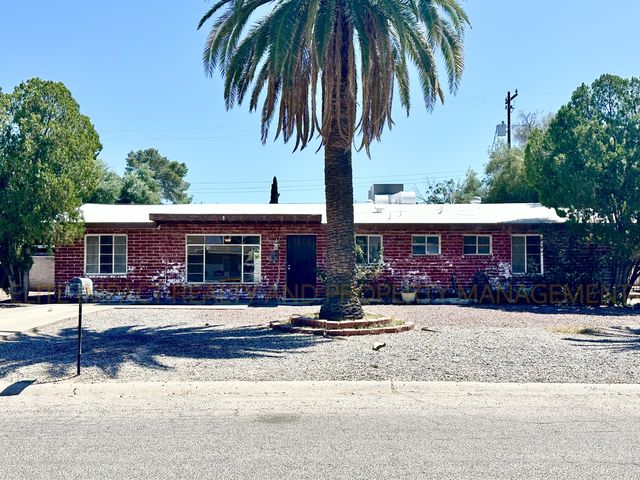 5962 E  25th St, Tucson, AZ 85711
