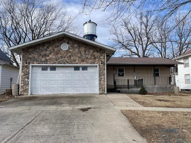 308 S  Dundas St, Schaller, IA 51053