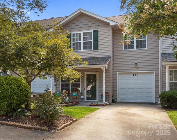 429 Wiltshire Cir, Fletcher, NC 28732