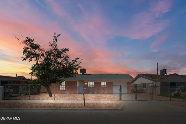 9348 Elgin Dr, El Paso, TX 79907