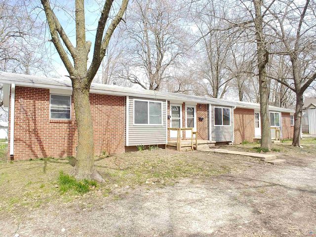 104 S  Lawn St, Windsor, MO 65360