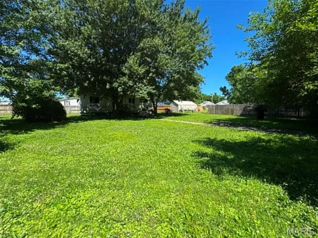 3024 Moberly Ave, Hannibal, MO 63401