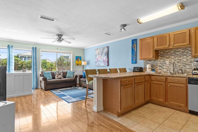 445 Gulf Shore Dr #206, Destin, FL 32541