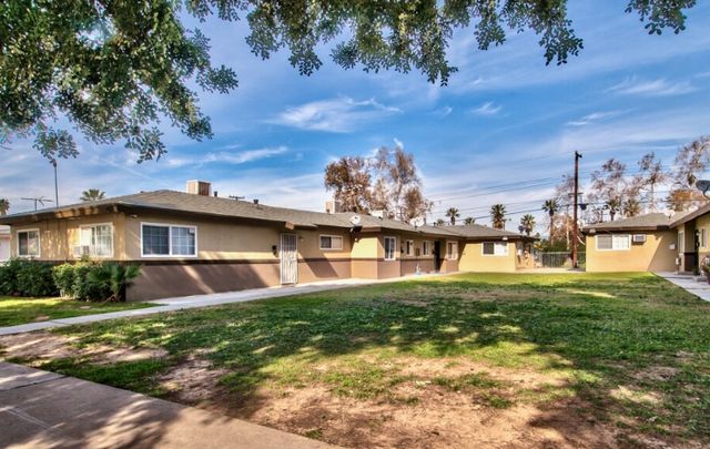 1829 Loma Vista St #1829, Riverside, CA 92507