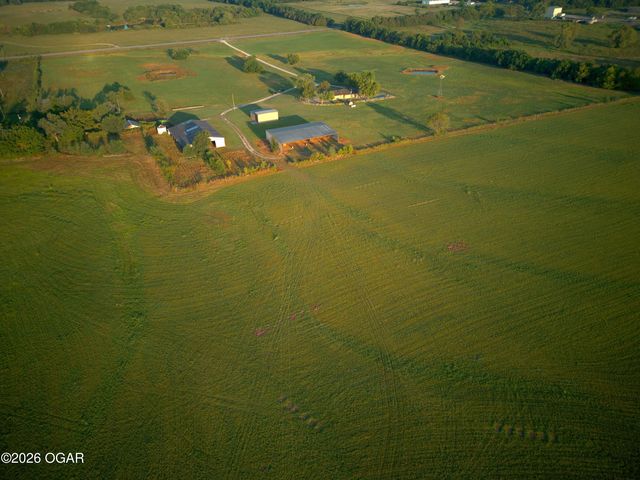 21043 Highway 59, Parsons, KS 67357