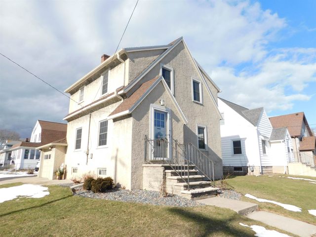 114 12th Ave, Green Bay, WI 54303