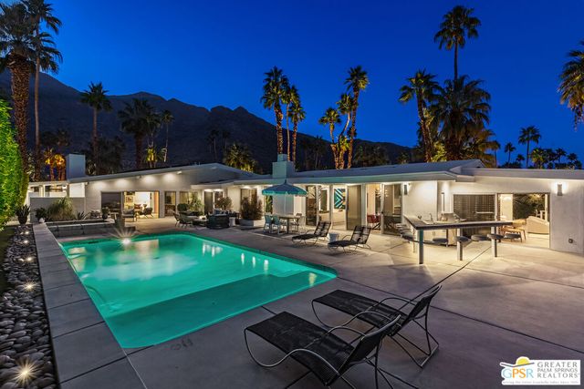 955 W  Ceres Rd, Palm Springs, CA 92262