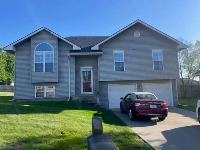 2221 Madison Ave, Excelsior Springs, MO 64024