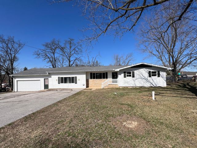 209 East Tenth Street, Willow Springs, MO 65793