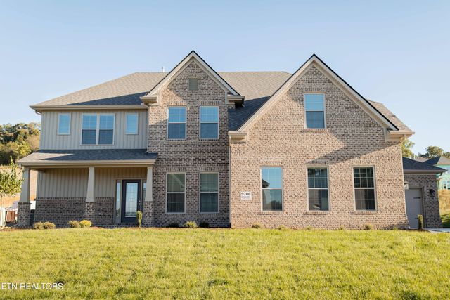 9700 Walking Stick Dr, Knoxville, TN 37922