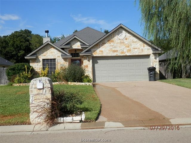 3717 Dove Crossing Ln, College Station, TX 77845