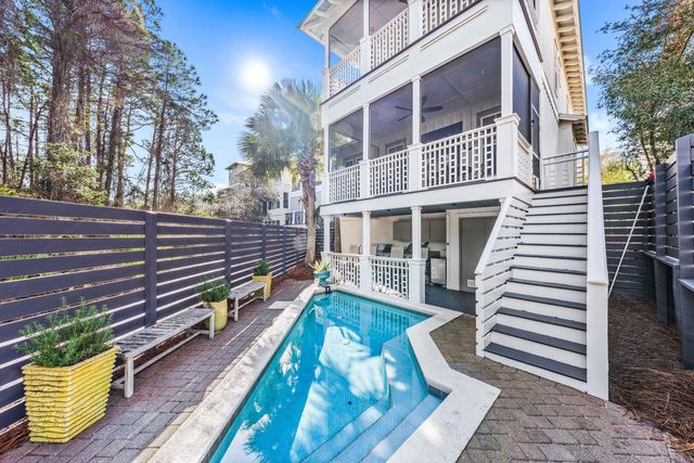 214 E  Blue Crab Loop, Seacrest, FL 32461