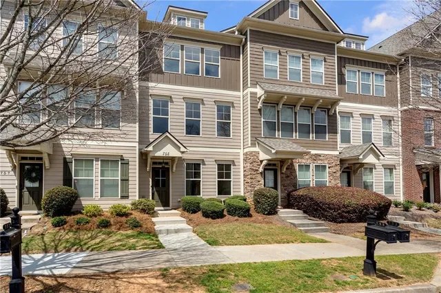 755 Village Field Ct, Suwanee, GA 30024