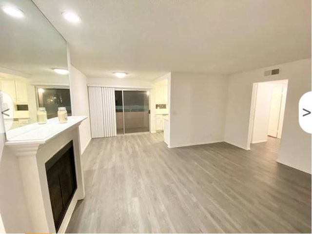 10934 Huston St #108, North Hollywood, CA 91601