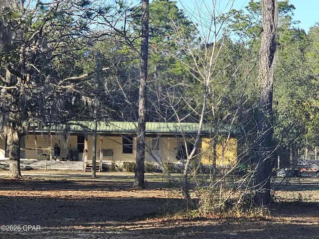 2506 Dumajack Rd, Chipley, FL 32428