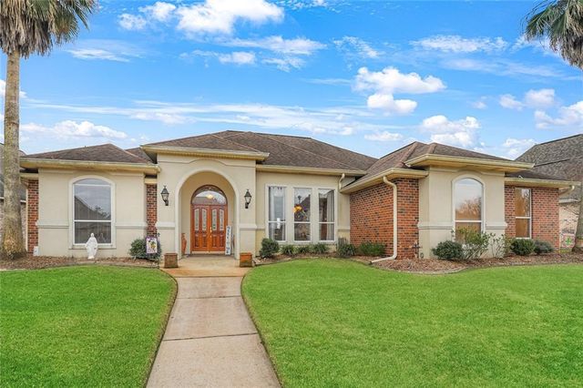 312 W  Honors Point Ct, Slidell, LA 70458