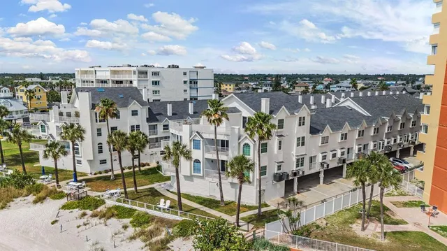 17960 Gulf Blvd #121, Redington Shores, FL 33708