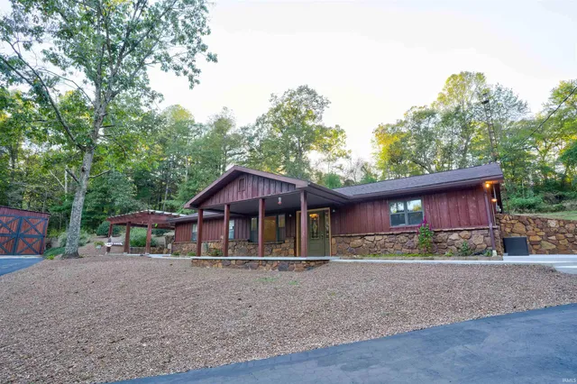 7274 Alamo Rd, Tell City, IN 47586