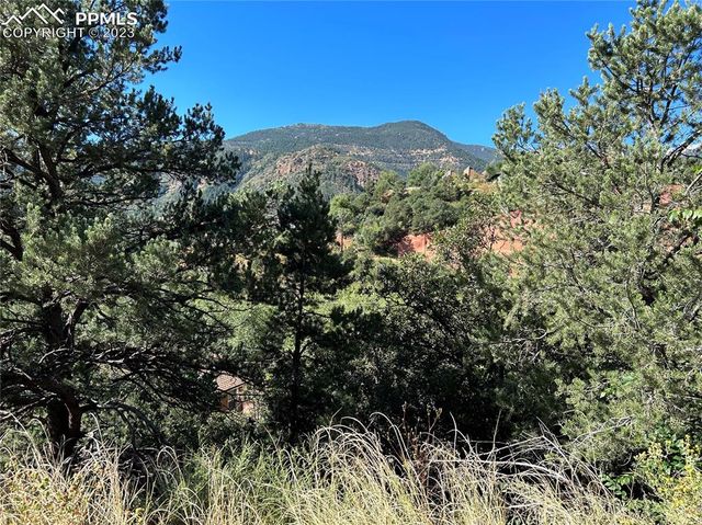 Burns Rd, Manitou Springs, CO 80829