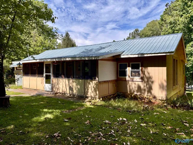 2101 Wallace Ave NE, Fort Payne, AL 35967