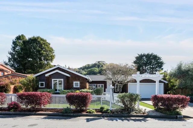 20 Apollo Road, Tiburon, CA 94920