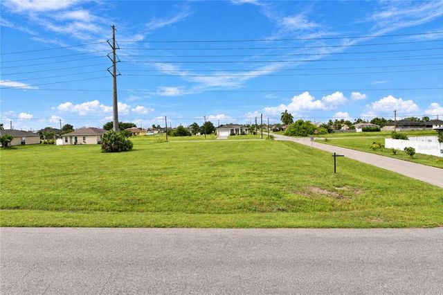 328 NW 24TH AVENUE LOT 37, Cape Coral, FL 33993