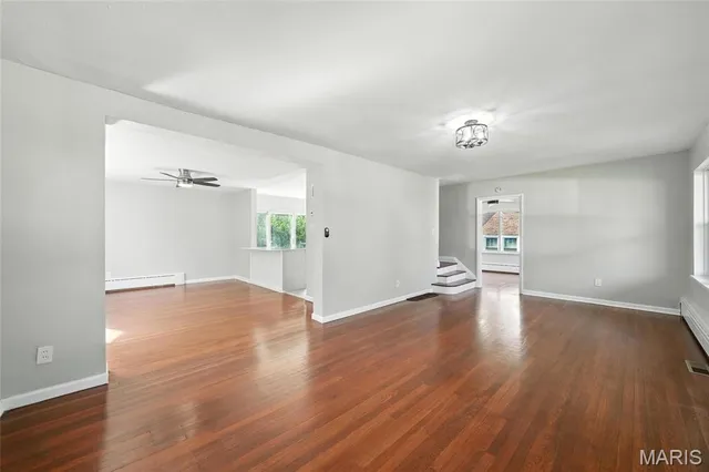 3604 Ridgedale Ave, Saint Louis, MO 63121