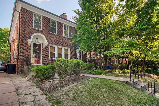 7050 Amherst Ave, Saint Louis, MO 63130