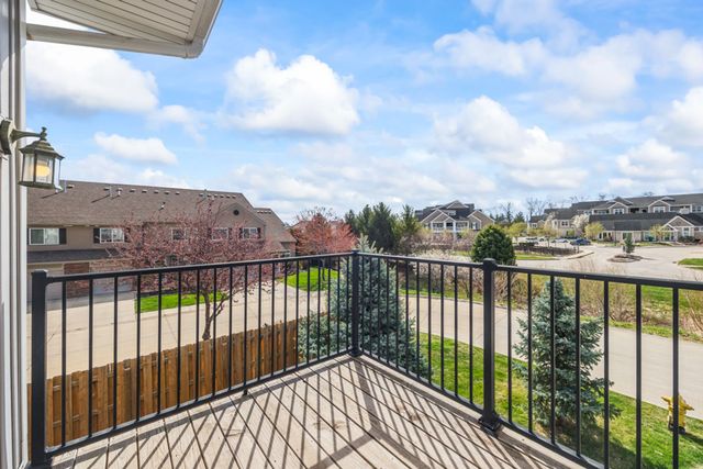 8730 Ep True Pkwy #407, West Des Moines, IA 50266
