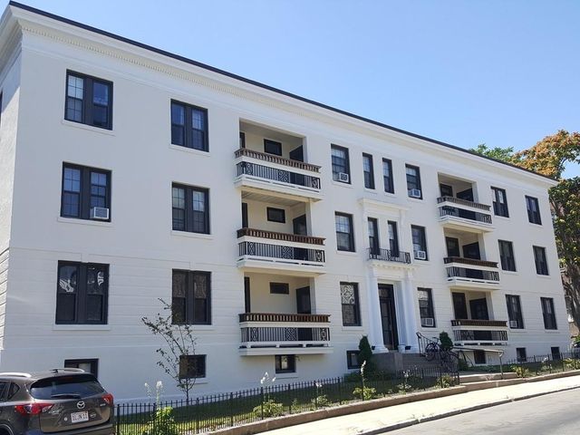 120 Glenville Ave #90, Allston, MA 02134